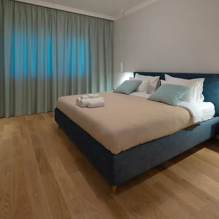 Shishman Center Apartment